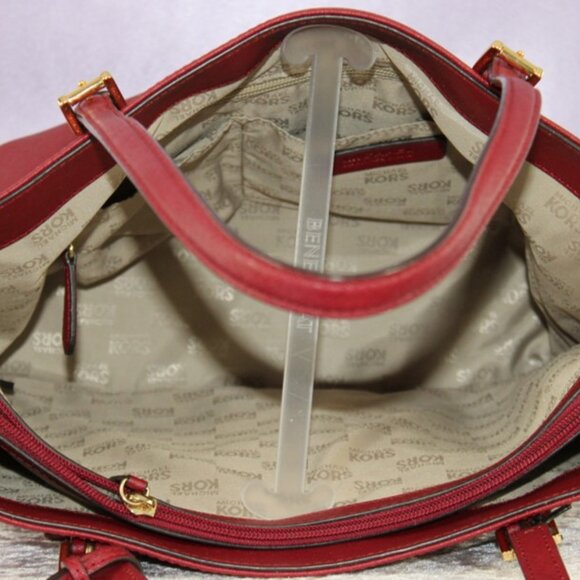 Michael Kors Jet Set Travel Tote & Wallet Set – Dark Red Saffiano Leather - Picture 7 of 17